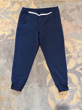⭐️ women’s PUMA joggers